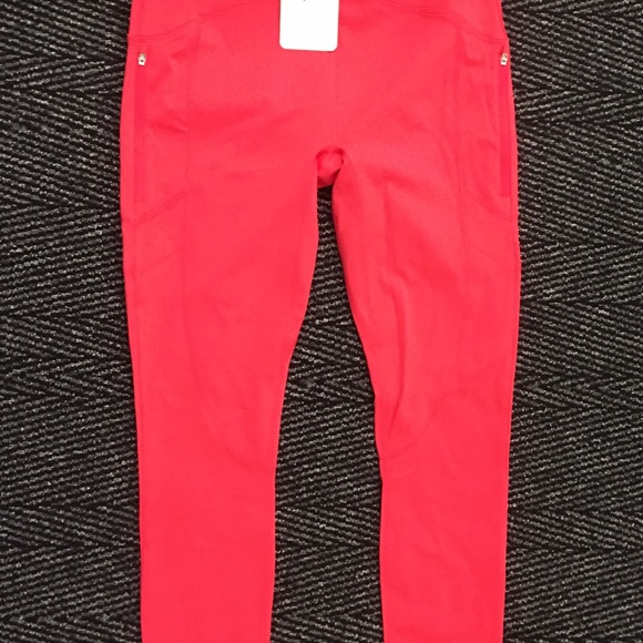 High Waisted Motion365 Legging - Picture 4 of 6